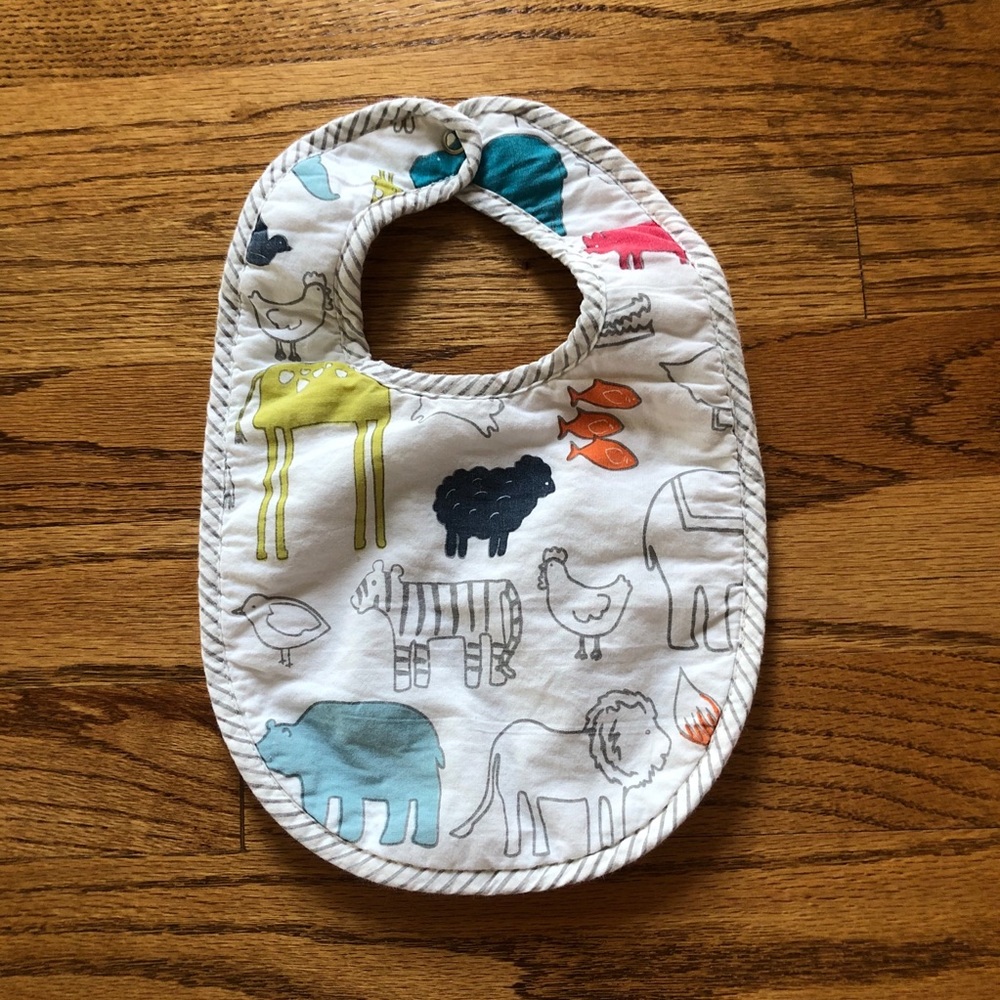 Pehr baby bib